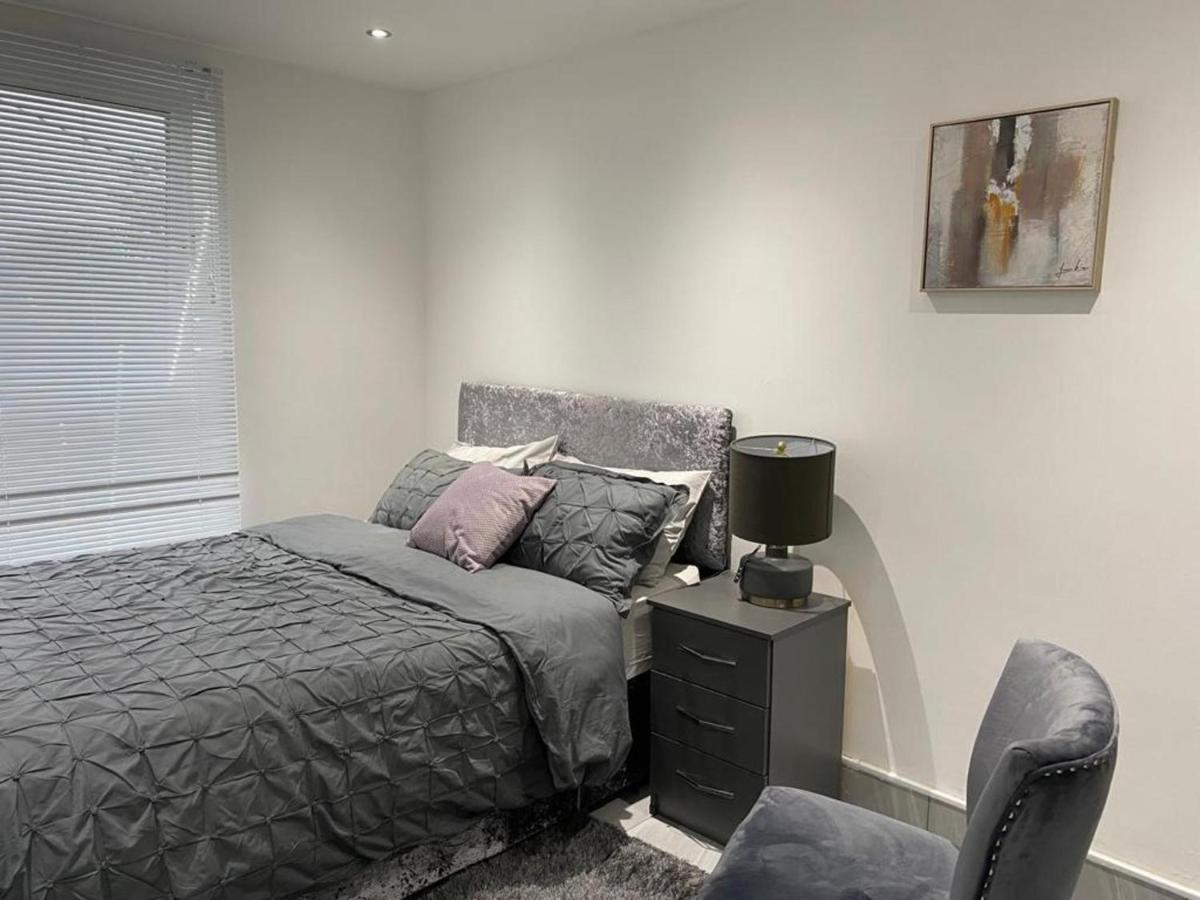 Luxurious 2-Bed Apartment In Woolwich London Ngoại thất bức ảnh