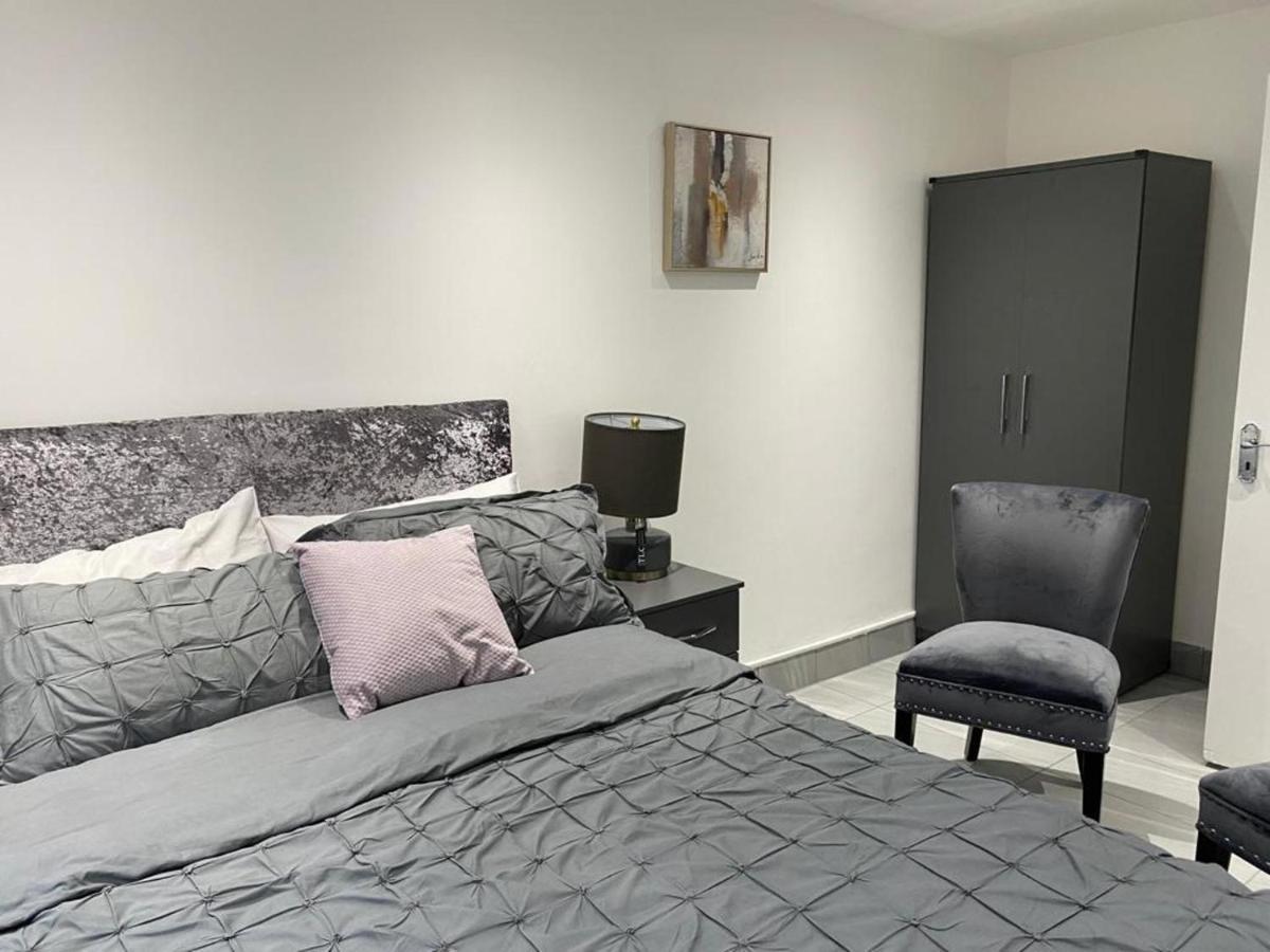Luxurious 2-Bed Apartment In Woolwich London Ngoại thất bức ảnh